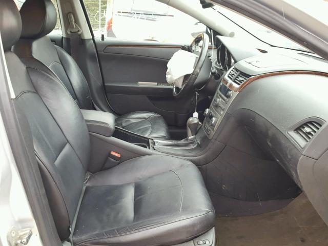 1G1ZG5E7XCF103216 - 2012 CHEVROLET MALIBU LTZ 银色 照片 5