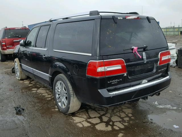 5LMFL28508LJ20610 - 2008 LINCOLN NAVIGATOR შავი ფოტო 3