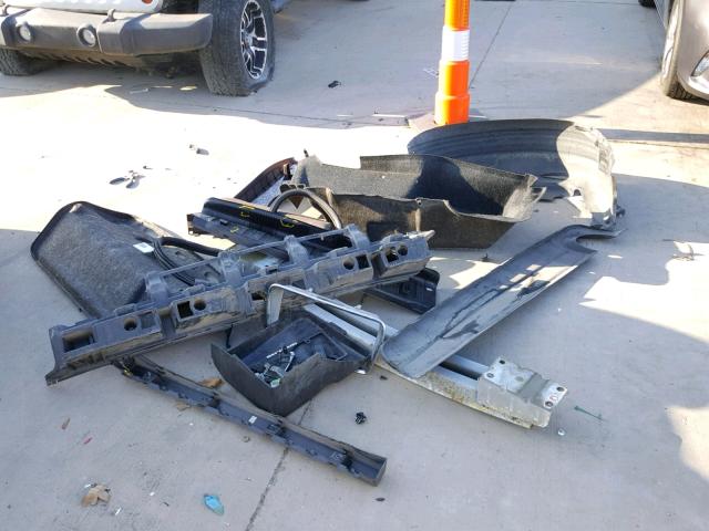 1G1ZC5E19BF357716 - 2011 CHEVROLET MALIBU 1LT WHITE photo 9