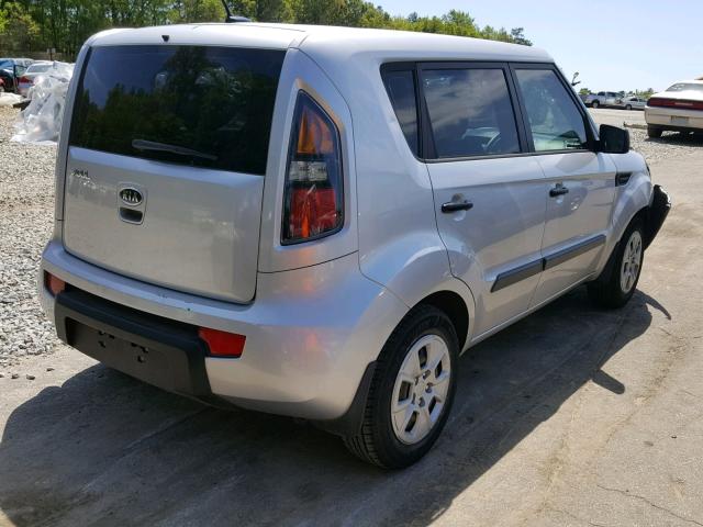 KNDJT2A18B7312933 - 2011 KIA SOUL SILVER photo 4