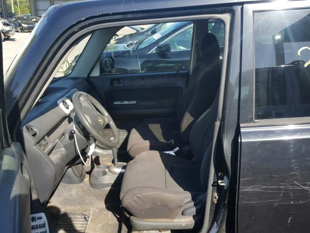 JTLKT324350210833 - 2005 TOYOTA SCION XB შავი ფოტო 5