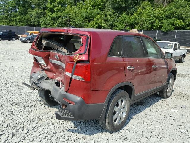 5XYKTCA1XBG074483 - 2011 KIA SORENTO BA RED photo 4