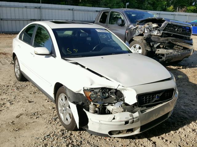 YV1MS682942023544 - 2004 VOLVO S40 T5 WHITE photo 1