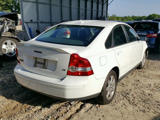 YV1MS682942023544 - 2004 VOLVO S40 T5 WHITE photo 4