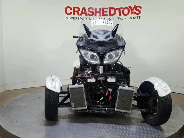 2BXNBDD29FV005108 - 2015 CAN-AM SPYDER ROA WHITE photo 3