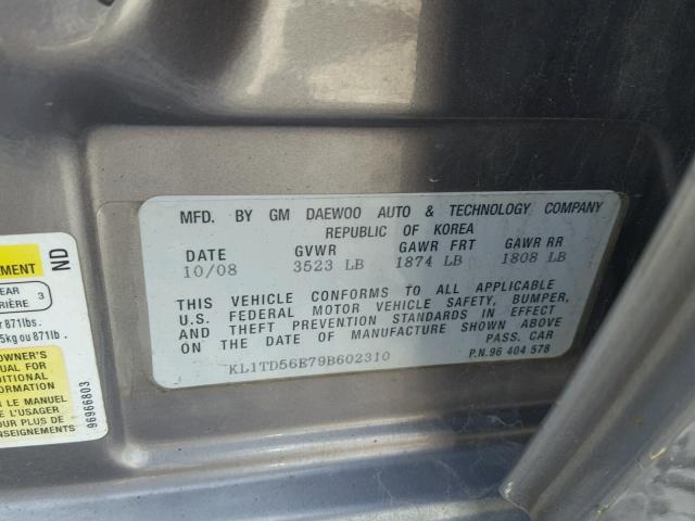 KL1TD56E79B602310 - 2009 CHEVROLET AVEO LS GRAY photo 10