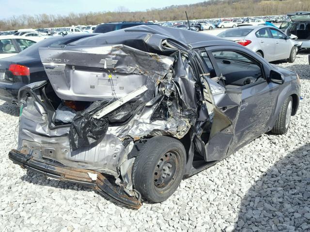 KL1TD56E79B602310 - 2009 CHEVROLET AVEO LS GRAY photo 4