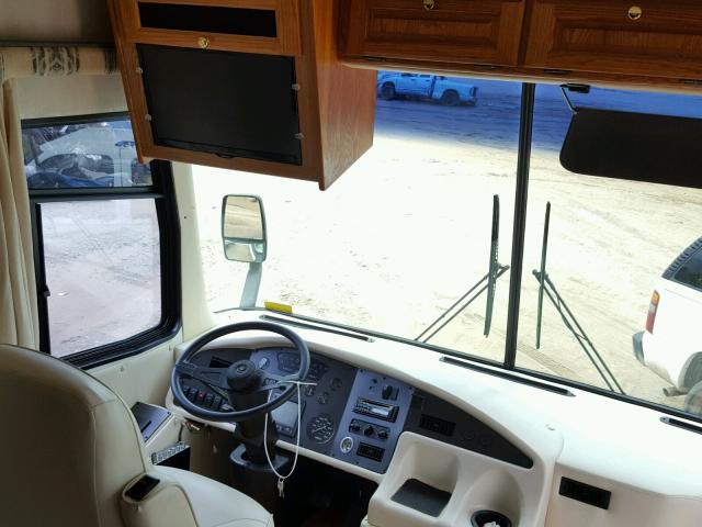 1RF120511Y2010979 - 2000 ROADMASTER RAIL DYANASTER ორფეროვანი ფოტო 9