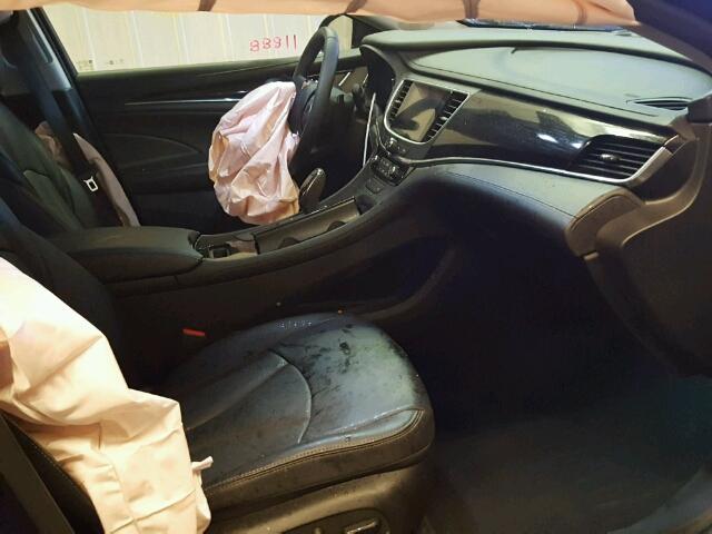 1G4ZP5SS0HU196178 - 2017 BUICK LACROSSE E BLUE photo 5