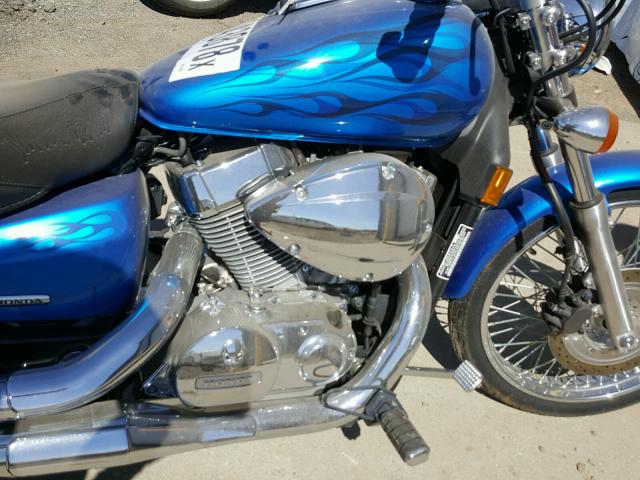 JH2RC5341EK700266 - 2014 HONDA VT750 C2F BLUE photo 7