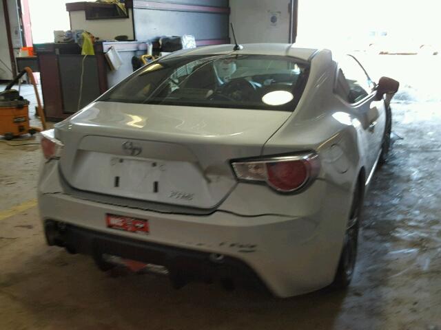 JF1ZNAA12D1700761 - 2013 TOYOTA SCION FR-S 银色 照片 4