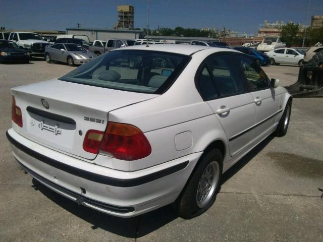 WBAAM3330XKC58548 - 1999 BMW 323I WHITE photo 4