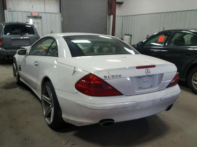 WDBSK75F36F111137 - 2006 MERCEDES-BENZ SL 500 WHITE photo 3