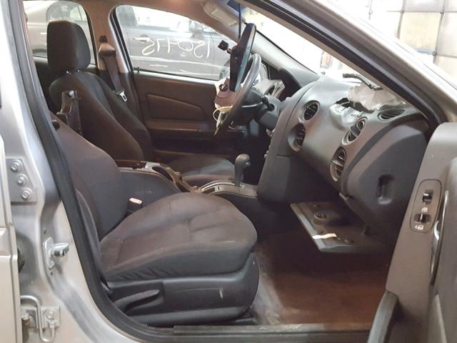 2G2WP552161196741 - 2006 PONTIAC GRAND PRIX SILVER photo 5