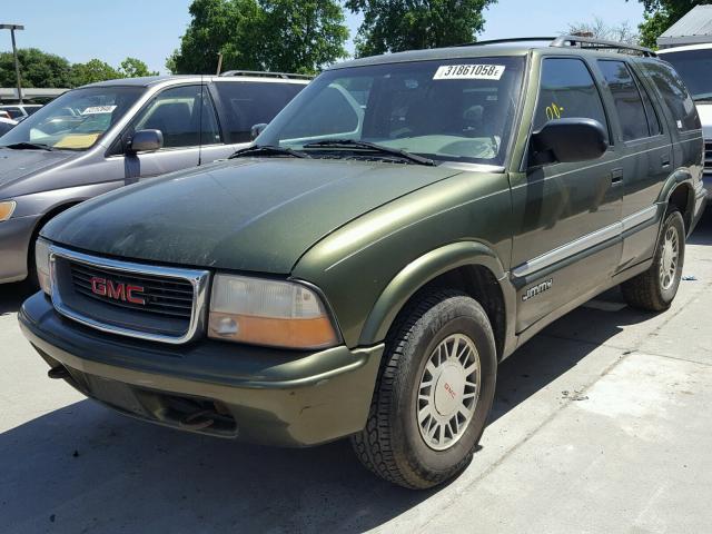 1GKDT13W312209483 - 2001 GMC JIMMY GREEN photo 2