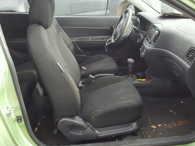 KMHCM36CX9U124864 - 2009 HYUNDAI ACCENT GS GREEN photo 5