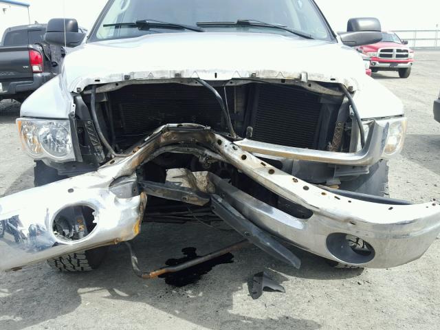 3D7KU28D74G118215 - 2004 DODGE RAM 2500 S SILVER photo 9