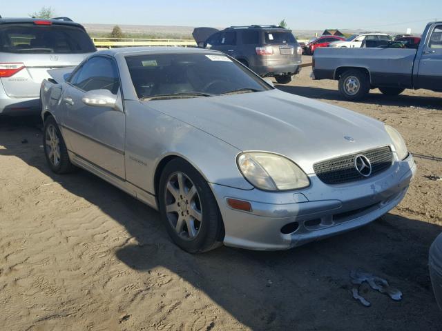 WDBKK49F41F175415 - 2001 MERCEDES-BENZ SLK 230 KO SILVER photo 1