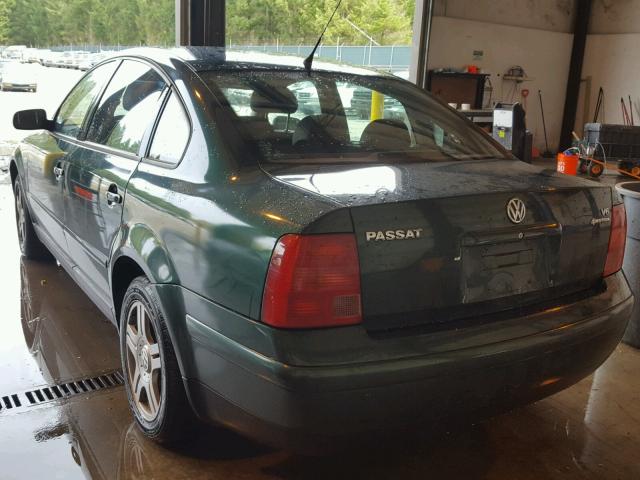 WVWEH63BX1E007928 - 2001 VOLKSWAGEN PASSAT GLX 绿色 照片 3