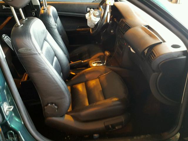 WVWEH63BX1E007928 - 2001 VOLKSWAGEN PASSAT GLX 绿色 照片 5