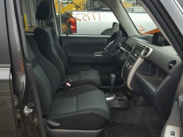 JTLKT324264085883 - 2006 TOYOTA SCION XB 灰色 照片 5