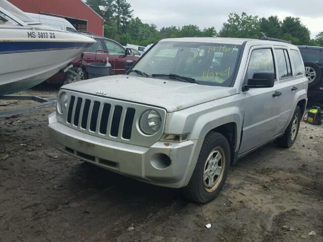 1J8FF28W57D409376 - 2007 JEEP PATRIOT SP SILVER photo 2