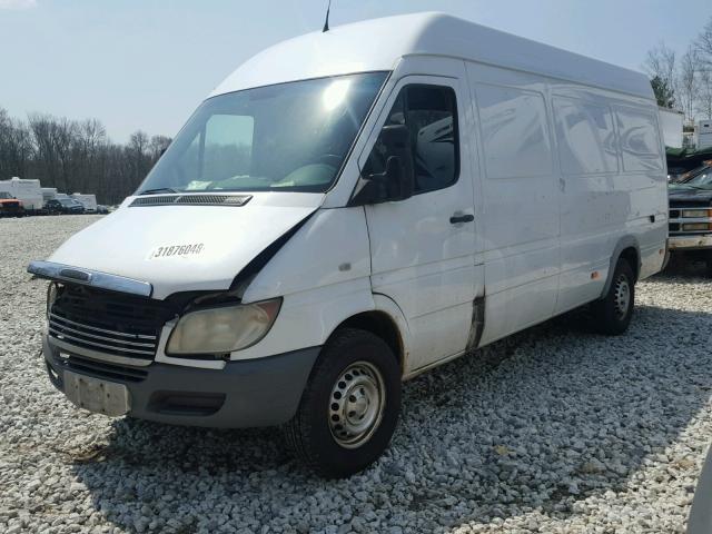 WD2PD744855745693 - 2005 FREIGHTLINER SPRINTER WHITE photo 2