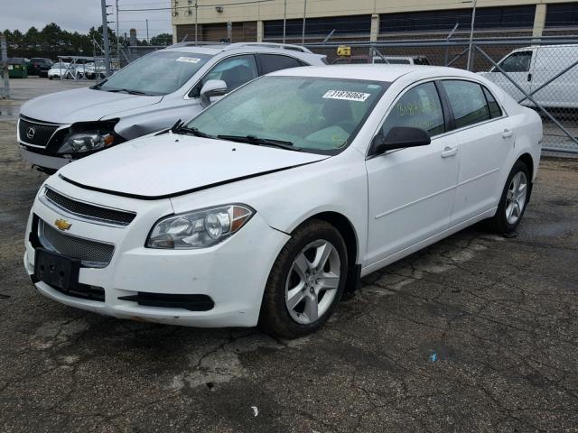 1G1ZB5E19BF188641 - 2011 CHEVROLET MALIBU LS WHITE photo 2