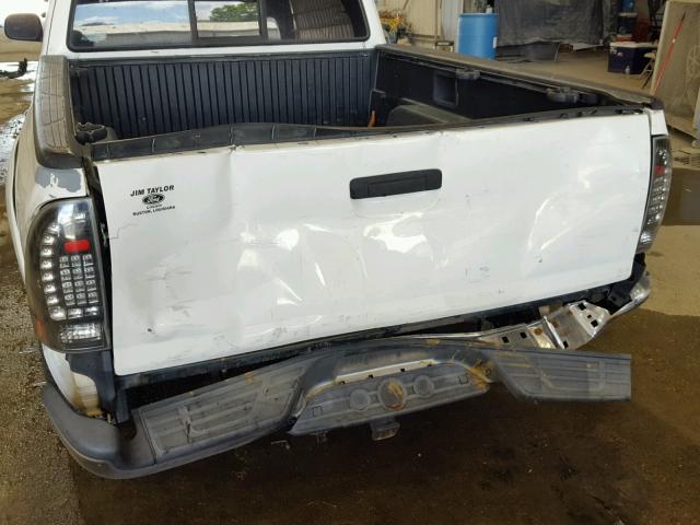 5TETU62N56Z206288 - 2006 TOYOTA TACOMA PRE WHITE photo 9