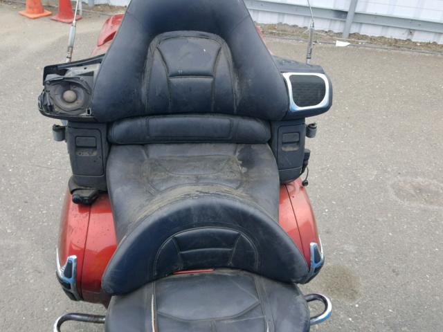 1HFSC47F98A705604 - 2008 HONDA GL1800 RED photo 6