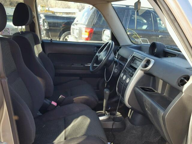 JTLKT324X54003610 - 2005 TOYOTA SCION XB ნაცრისფერი ფოტო 5