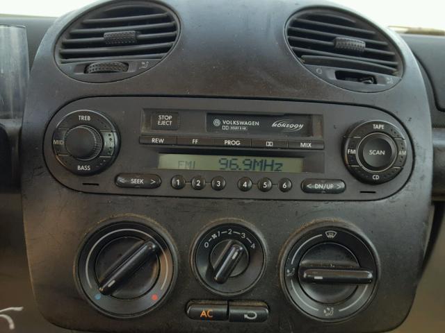 3VWCA21C6YM439725 - 2000 VOLKSWAGEN NEW BEETLE თეთრი ფოტო 9