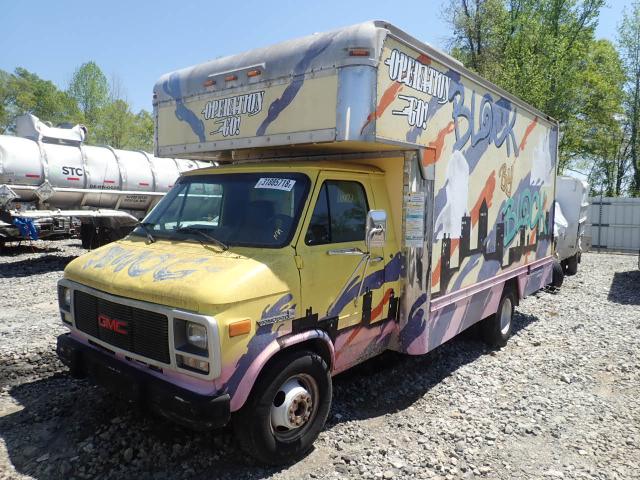 1GDJG31K0TF851942 - 1996 GMC CUTAWAY VA YELLOW photo 2