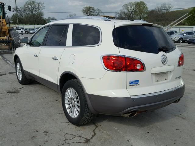 5GALRBED0AJ121067 - 2010 BUICK ENCLAVE CX WHITE photo 3