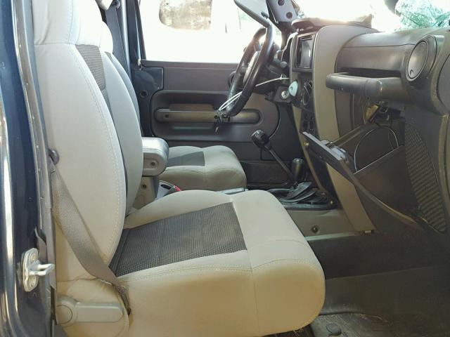 1J4GA39198L577994 - 2008 JEEP WRANGLER U BLUE photo 5