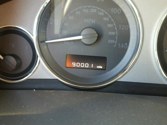 1J4RG5GT9AC153180 - 2010 JEEP COMMANDER WHITE photo 8