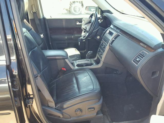 2FMEK62C09BA13476 - 2009 FORD FLEX SEL შავი ფოტო 5