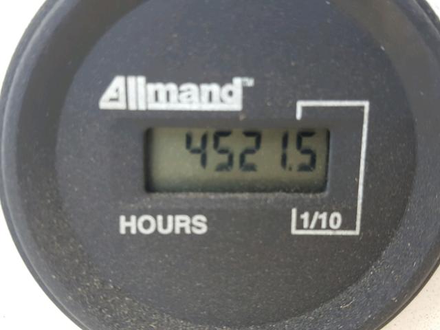 00000000000001188 - 2002 UTILITY UTILITY WHITE photo 8