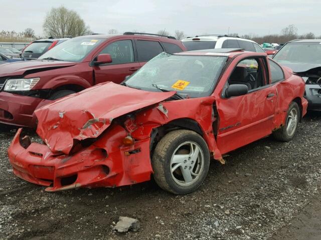 1G2JD12T827152144 - 2002 PONTIAC SUNFIRE GT RED photo 2