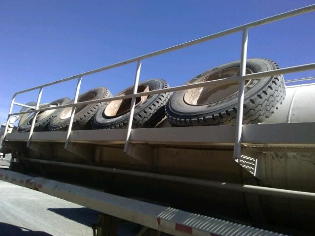 5AGEV42218S485204 - 2007 UTILITY TRAILER WHITE photo 9