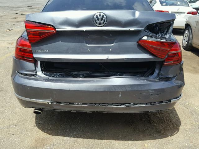 1VWDT7A30HC024817 - 2017 VOLKSWAGEN PASSAT R-L GRAY photo 9