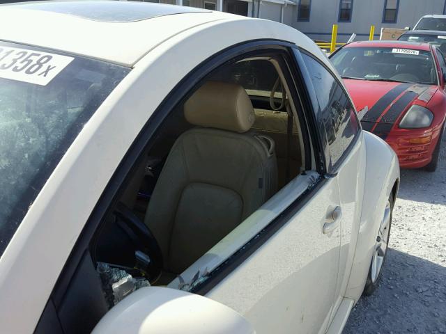 3VWSR31C46M407752 - 2006 VOLKSWAGEN NEW BEETLE 奶油色 照片 9