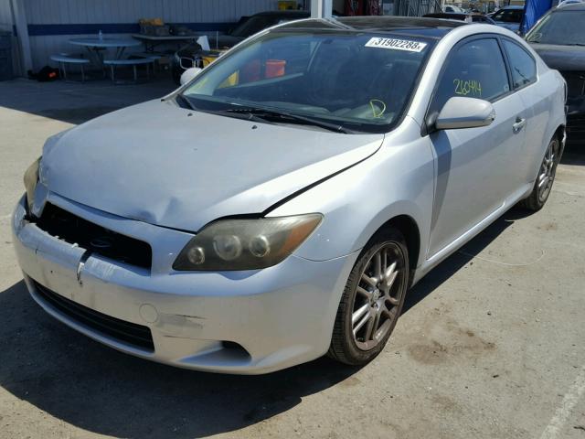 JTKDE167X80240500 - 2008 TOYOTA SCION TC 银色 照片 2