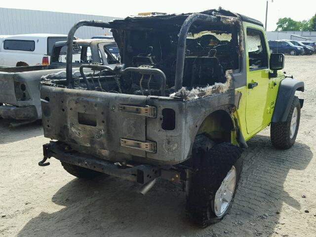 1C4AJWAG8HL548158 - 2017 JEEP WRANGLER S GREEN photo 4