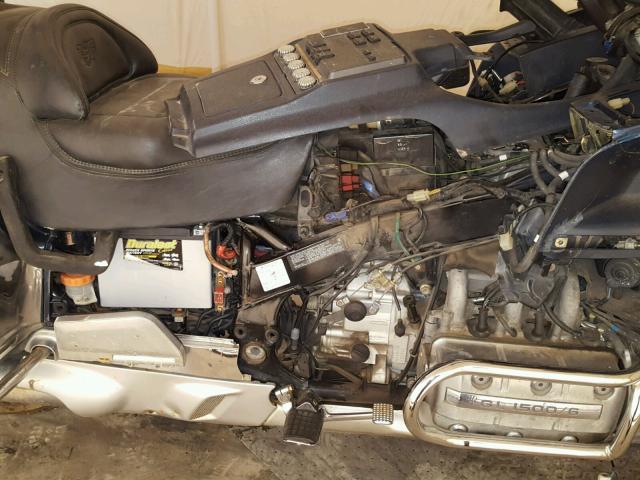 1HFSC2207KA107574 - 1989 HONDA GL1500 GRAY photo 9