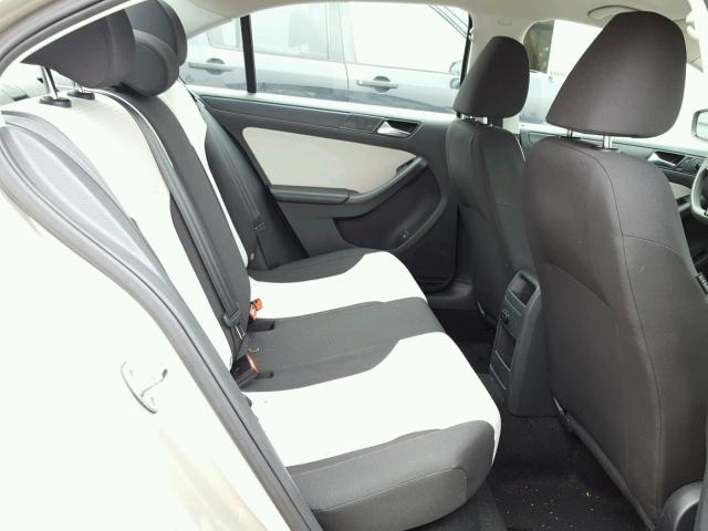 3VW2K7AJ4FM426716 - 2015 VOLKSWAGEN JETTA BASE 米色 照片 6