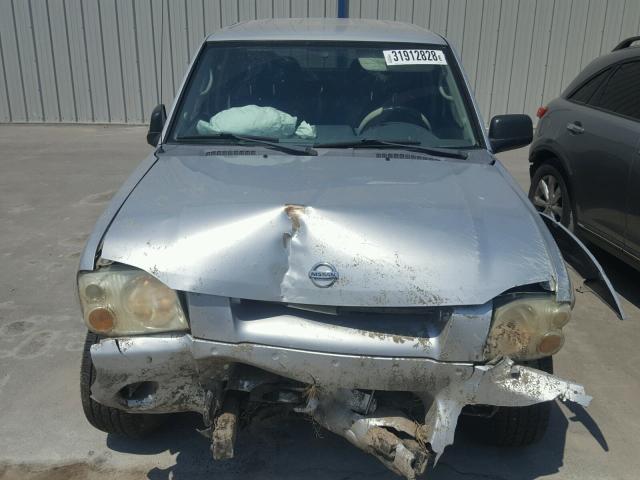 1N6ED27T44C455683 - 2004 NISSAN FRONTIER C SILVER photo 9