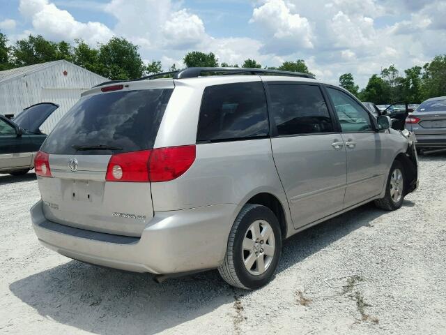 5TDZK22C78S113070 - 2008 TOYOTA SIENNA XLE SILVER photo 4