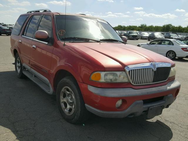 5LMFU28L7WLJ01870 - 1998 LINCOLN NAVIGATOR RED photo 1