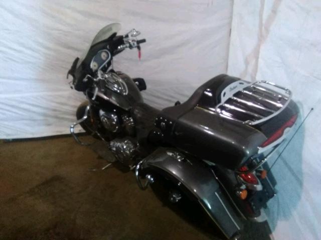 56KTRAAA1G3338414 - 2016 INDIAN MOTORCYCLE CO. ROADMASTER BLACK photo 3